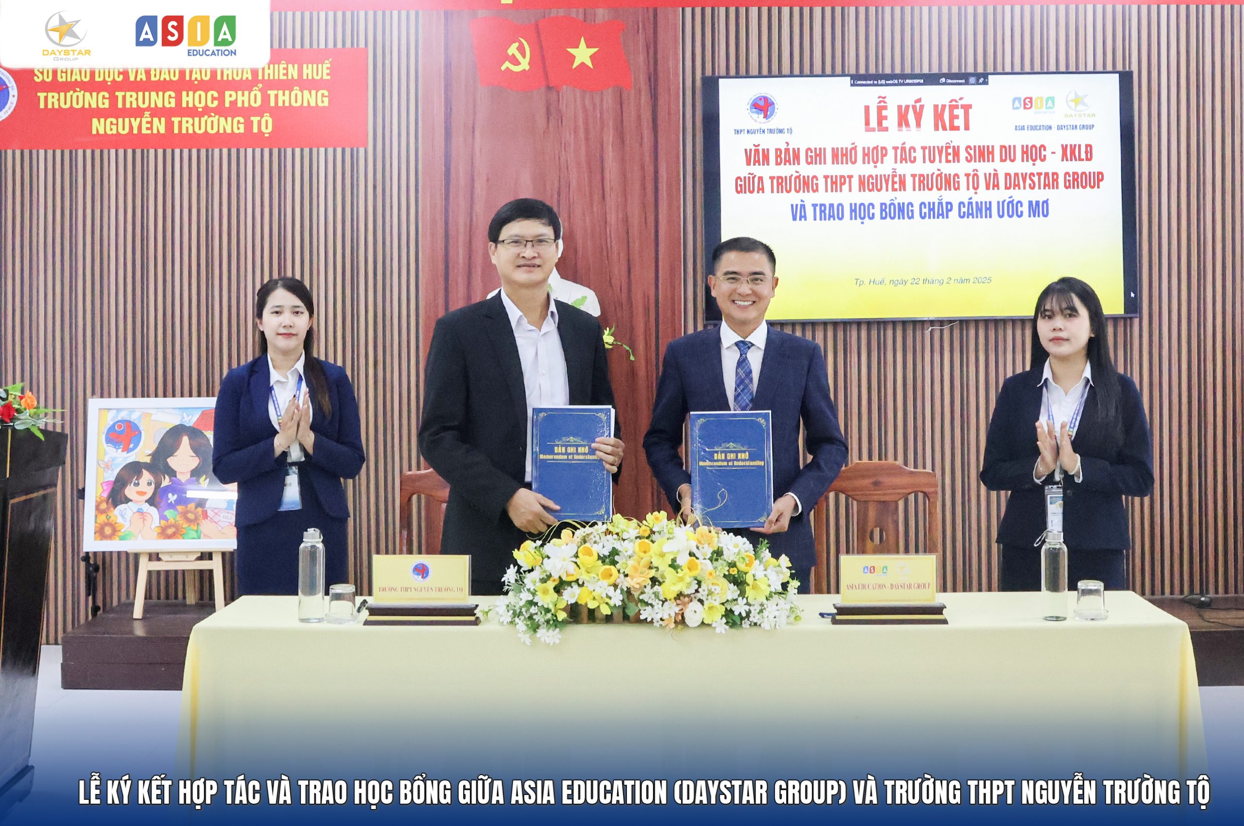 Hiệu trưởng trường THPT Nguyễn Trường Tộ – Thầy Ngô Đắc Dũng và TGĐ Daystar Group – Luật sư Nguyễn Văn Choi