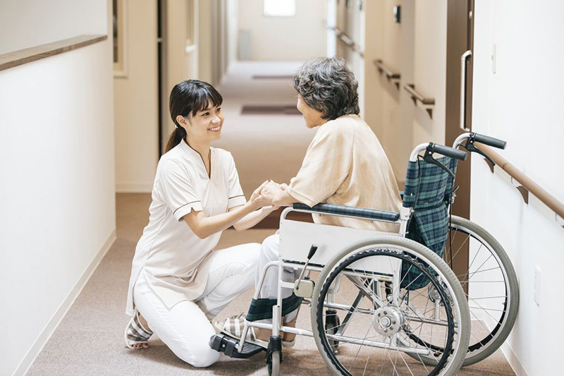 ĐIỀU DƯỠNG VIÊN - TOP CÁC NGÀNH HỌC DỄ XIN VIỆC TẠI HÀN SAU KHI TỐT NGHIỆP