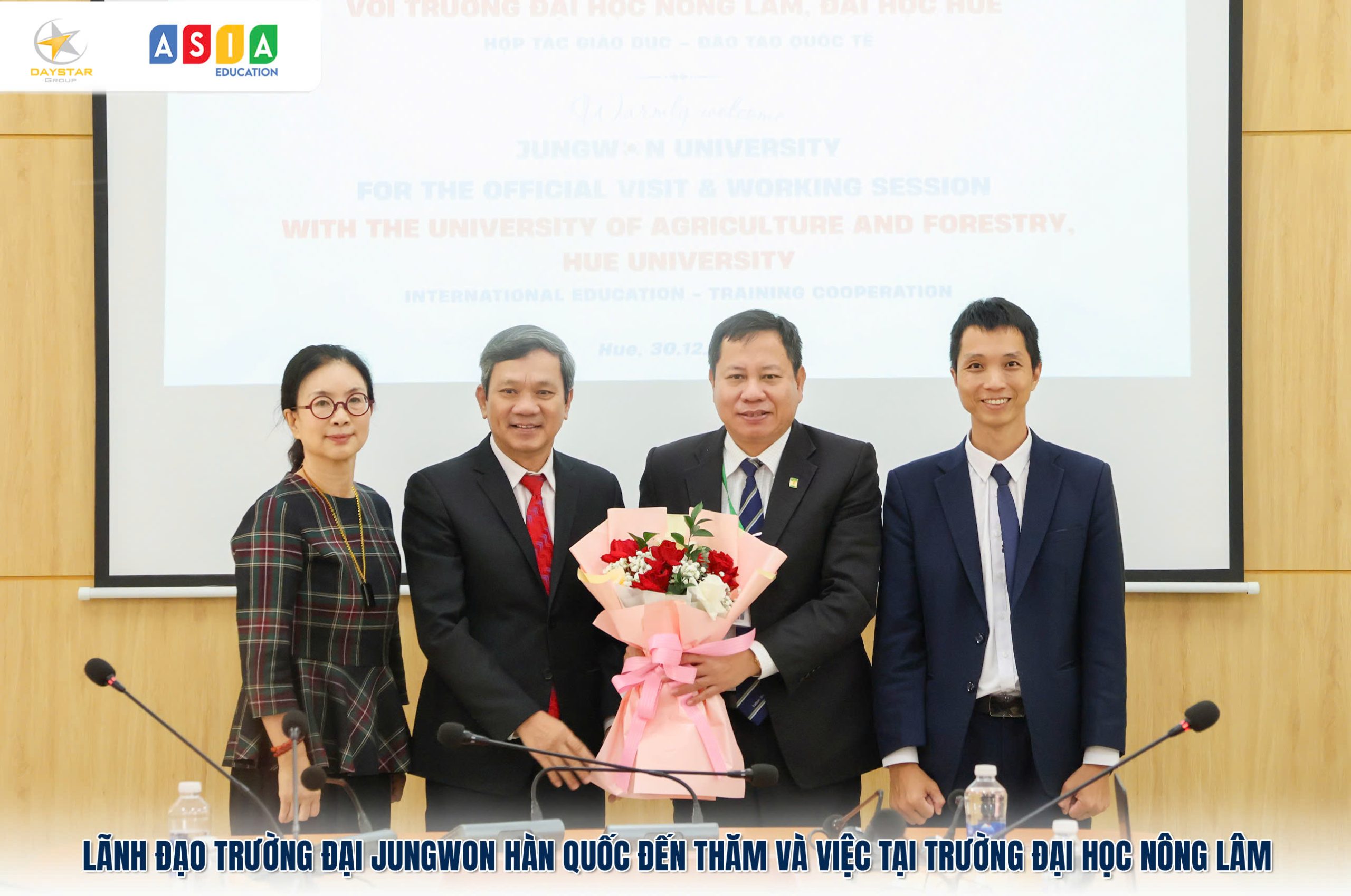 ASIA EDUCATION (DAYSTAR GROUP) PHỐI HỢP ĐẠI HỌC JUNGWON (HÀN QUỐC) THĂM VÀ LÀM VIỆC TẠI ĐẠI HỌC NÔNG LÂM HUẾ