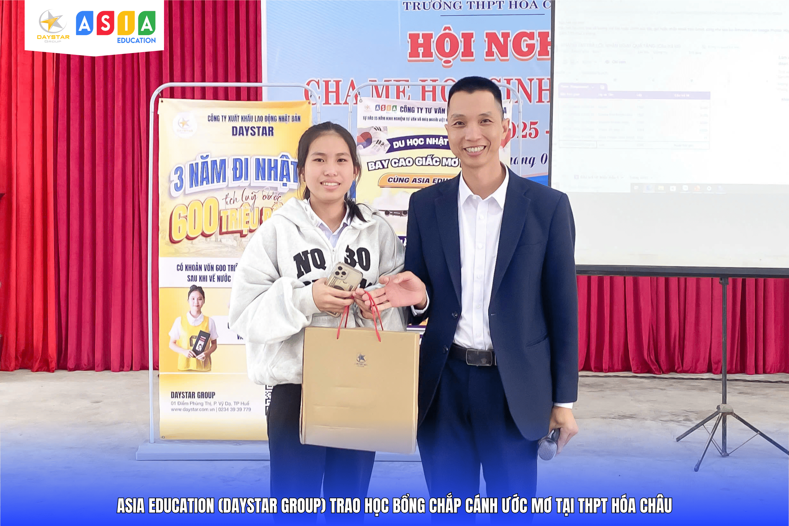 LỄ TRAO HỌC BỔNG “CHẮP CÁNH ƯỚC MƠ” TẠI THPT HÓA CHÂU