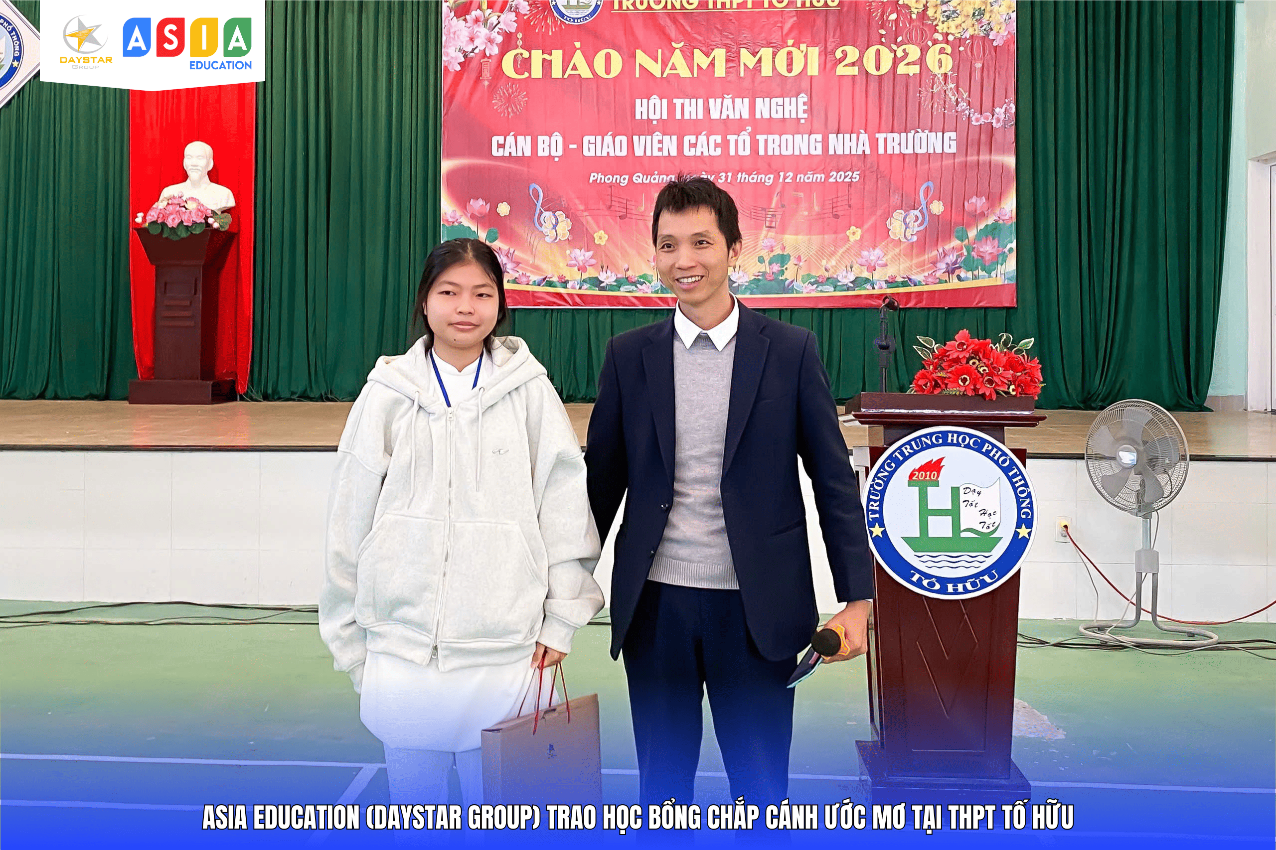 LỄ TRAO HỌC BỔNG “CHẮP CÁNH ƯỚC MƠ” TẠI THPT TỐ HỮU