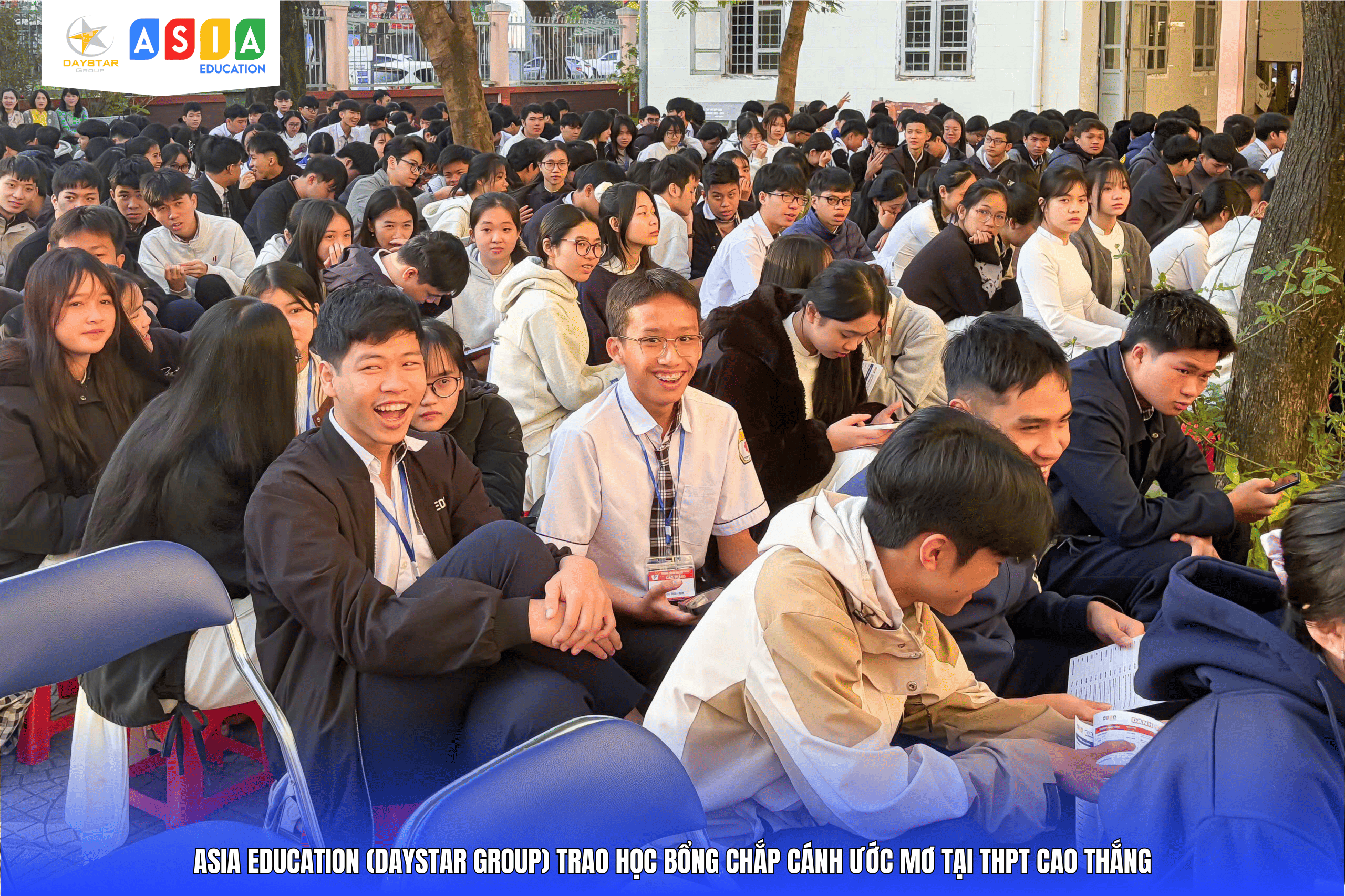 LỄ TRAO HỌC BỔNG “CHẮP CÁNH ƯỚC MƠ” TẠI THPT CAO THẮNG