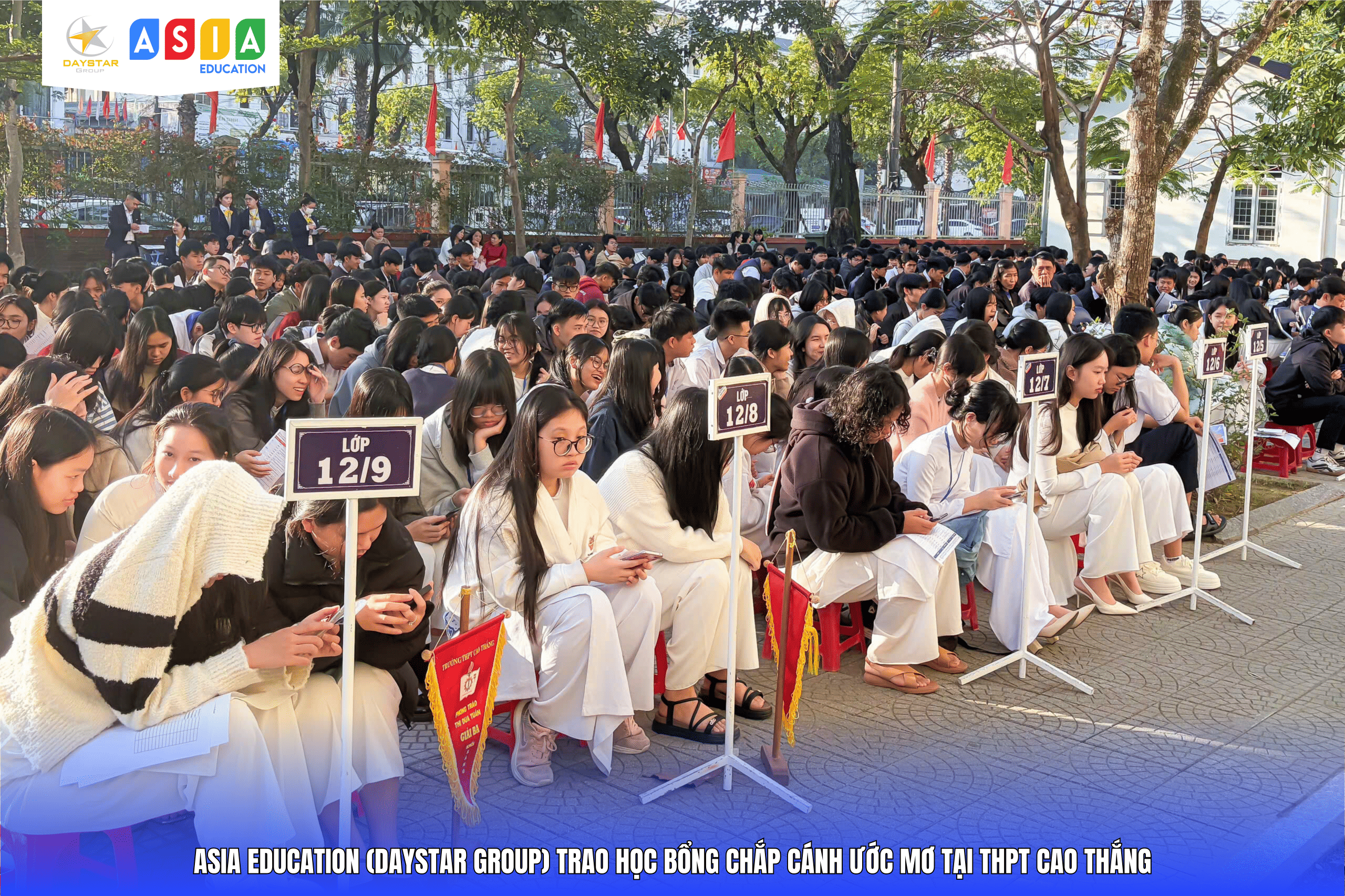 LỄ TRAO HỌC BỔNG “CHẮP CÁNH ƯỚC MƠ” TẠI THPT CAO THẮNG