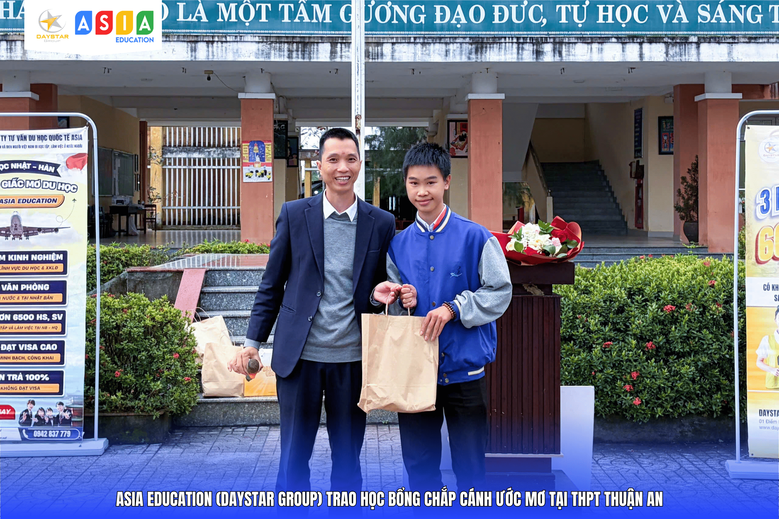 LỄ TRAO HỌC BỔNG “CHẮP CÁNH ƯỚC MƠ” TẠI THPT THUẬN AN