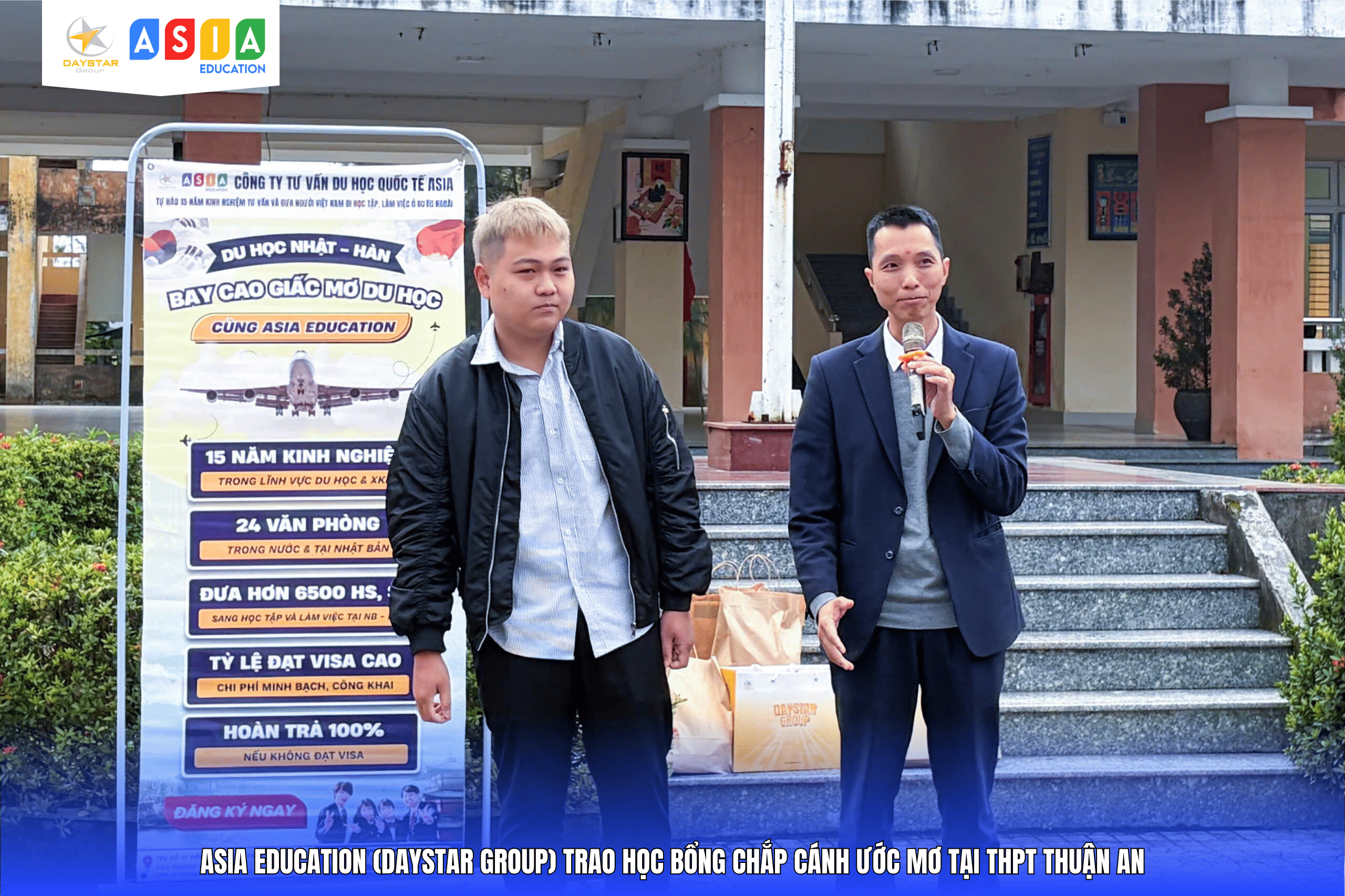 LỄ TRAO HỌC BỔNG “CHẮP CÁNH ƯỚC MƠ” TẠI THPT THUẬN AN