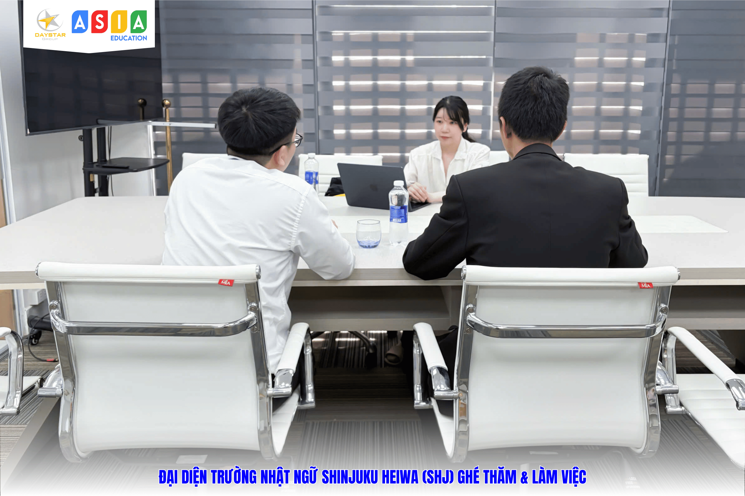 CHÀO ĐÓN ĐẠI DIỆN TRƯỜNG NHẬT NGỮ SHINJUKU HEIWA (SHJ) GHÉ THĂM & LÀM VIỆC