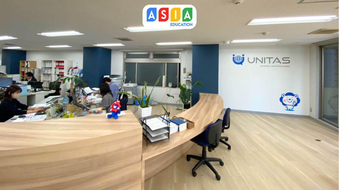 TRƯỜNG NHẬT NGỮ UNITAS 