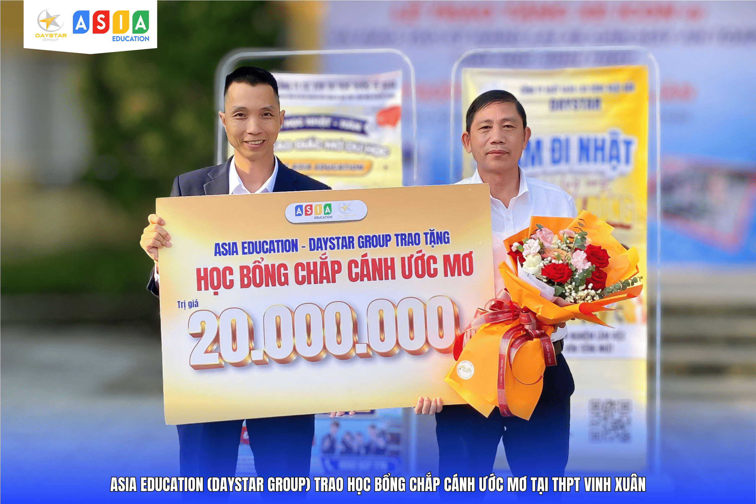 LỄ TRAO HỌC BỔNG “CHẮP CÁNH ƯỚC MƠ” TẠI THPT VINH XUÂN